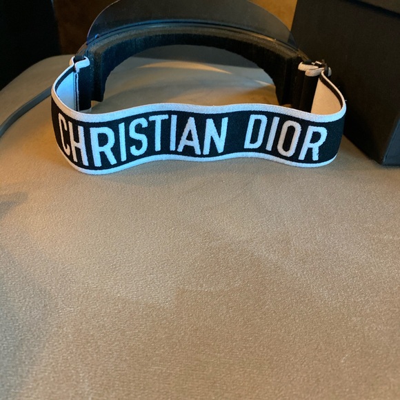 Christian Dior Visor - Picture 2 of 3